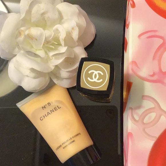 Luxury Chanel #5 Designer Box Gift Set - Picture 4 of 7